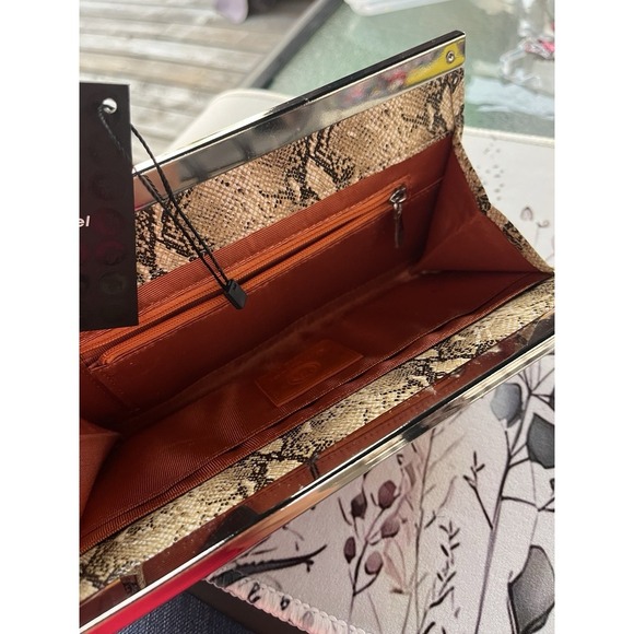 Faux Leather Brown Snakeskin Print Clutch/Wallet - Picture 6 of 10